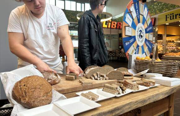 Herbst-Aktionstage mit Brotverkostung & Glücksrad Herbst-Aktionstage mit Brotverkostung & Glücksrad